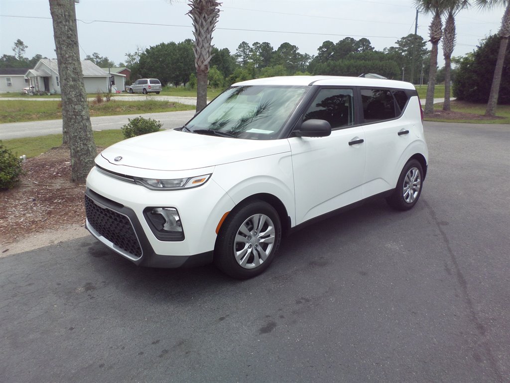Used 2020 Kia Soul LX with VIN KNDJ22AU7L7026280 for sale in Little River, SC