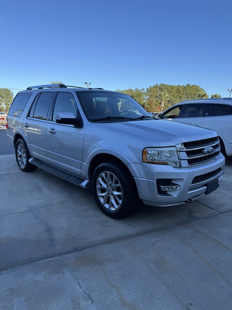 2016 Ford Expedition Limited's photo