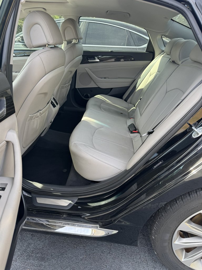 2017 Hyundai Sonata Limited - Photo 9