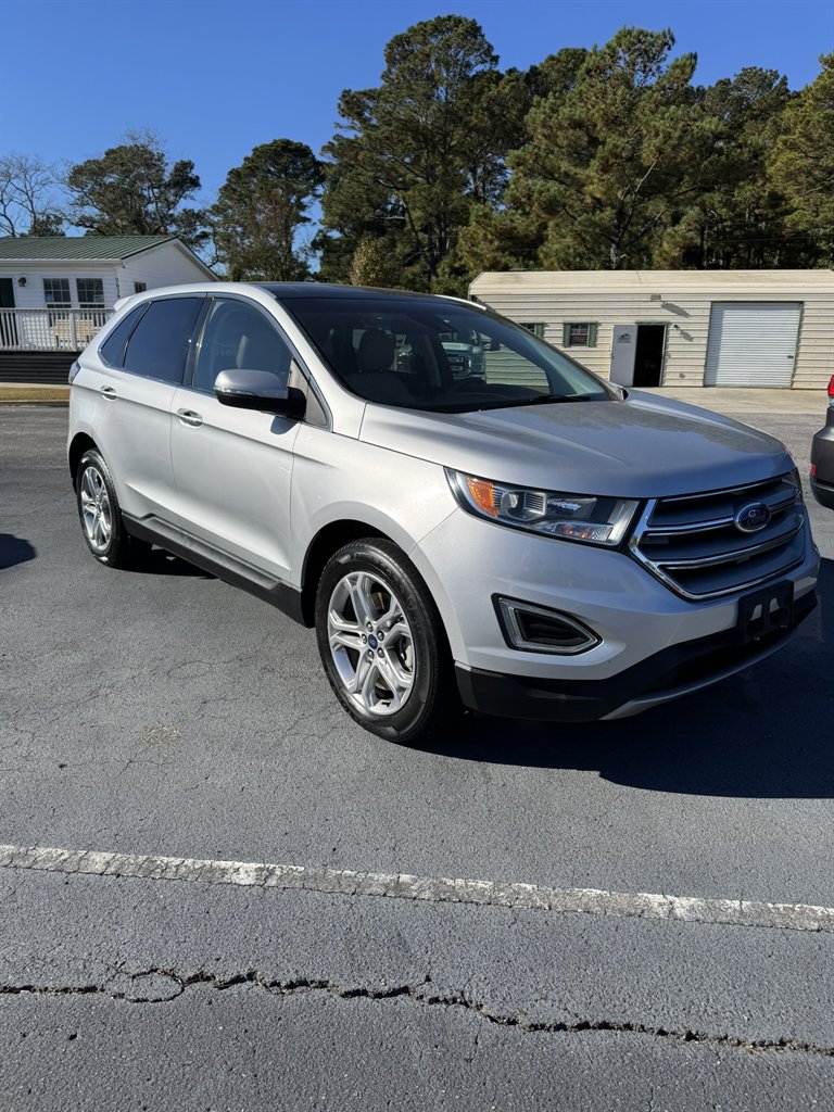 2018 Ford Edge Titanium's photo