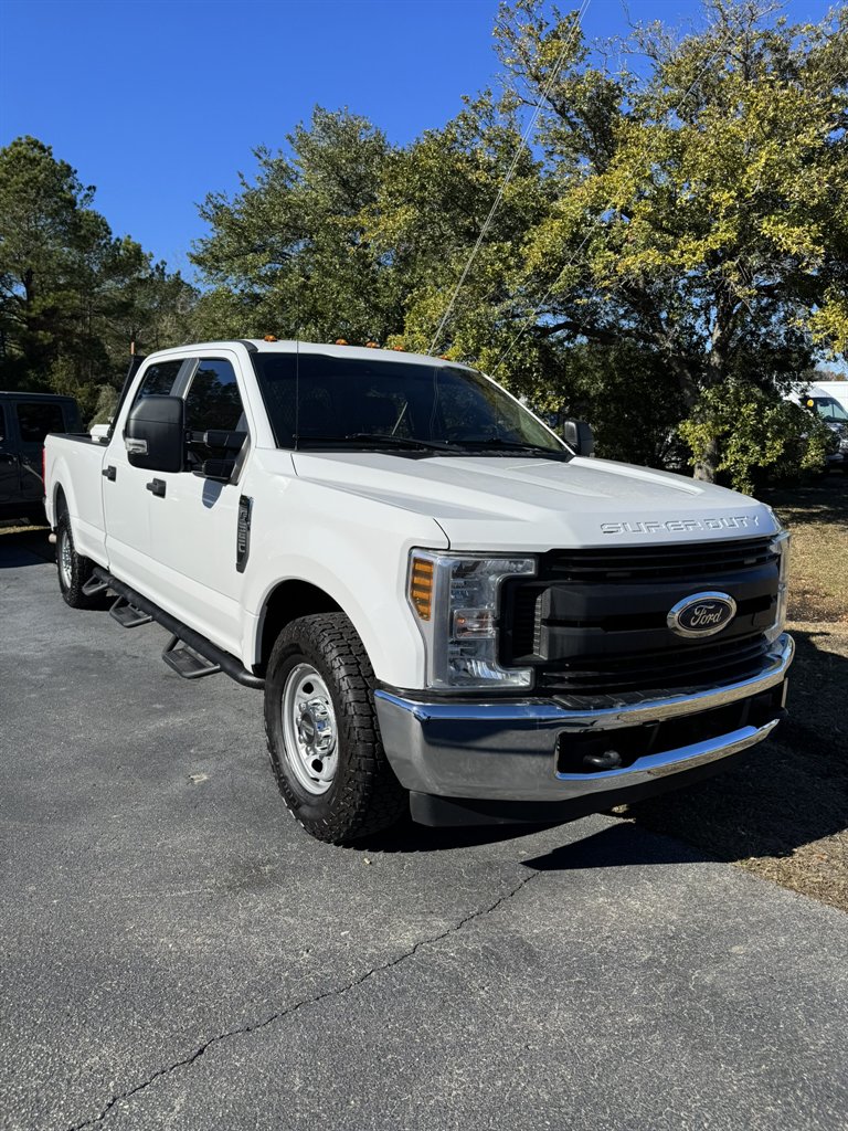 2019 Ford F-250 Super Duty XL's photo
