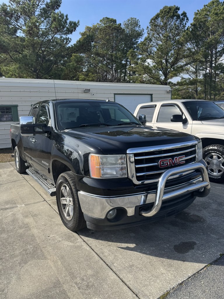 2013 GMC Sierra SLE's photo